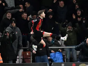 Manager of the season? Iraola wins AGAIN and sets record in Everton victory