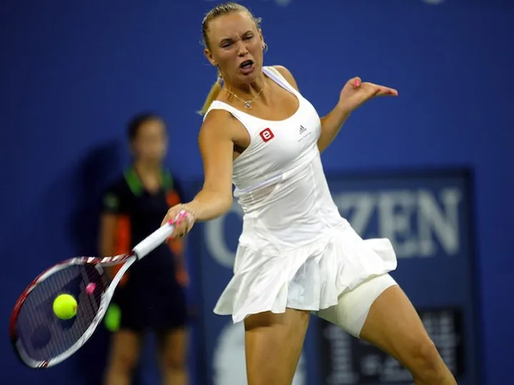 Wozniacki stumbles to defeat
