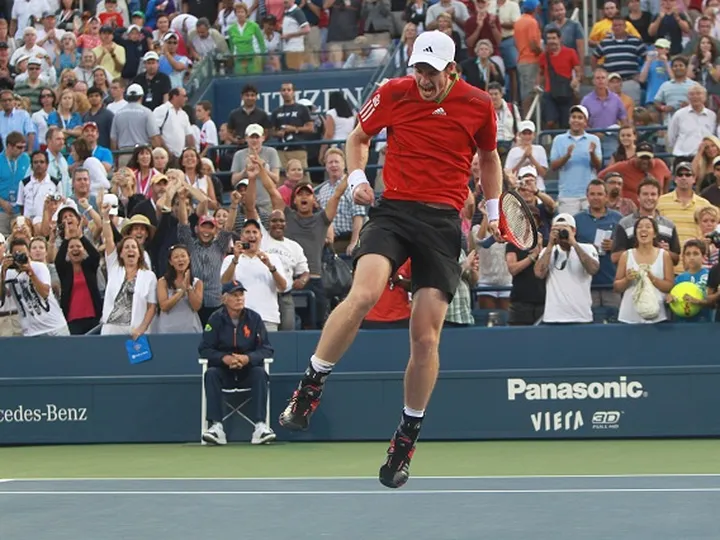 Murray pleased to have Federer watching