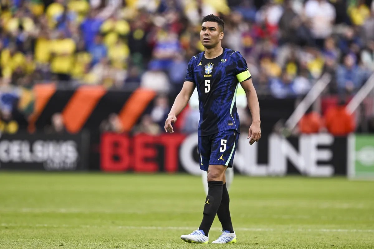 Casemiro announces final decision on Man Utd future amid U-turn claims