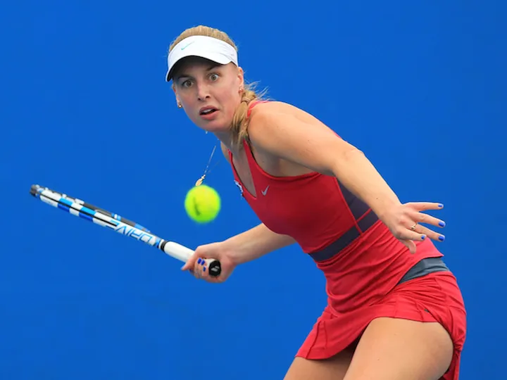 Naomi Broady stuns Ana Ivanovic in Auckland
