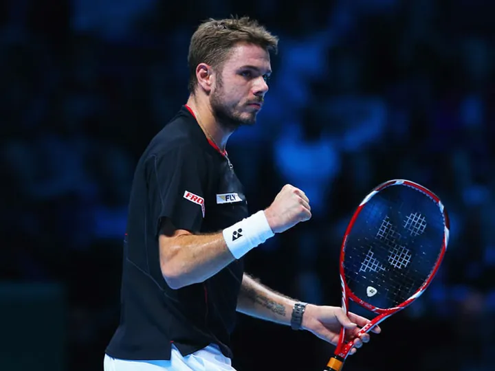Wawrinka through in Cincinnati