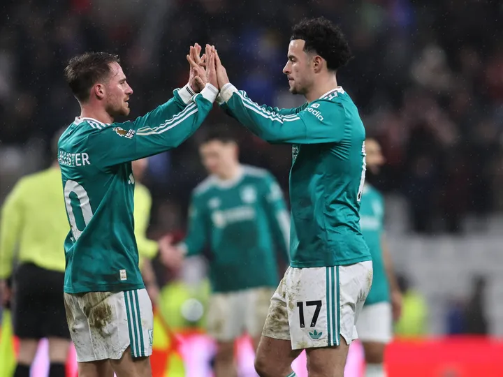 PL rival 'join race' to sign 25y/o Liverpool midfielder this summer
