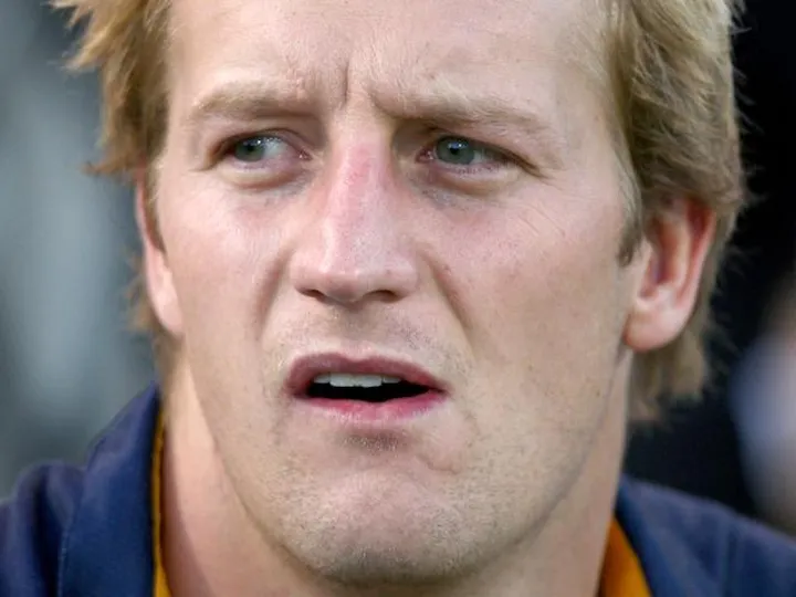 Phibbs handed Irish deal