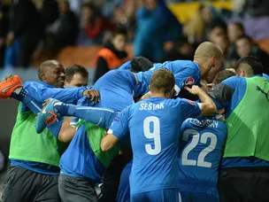 Slovakia extend lead with Belarus victory