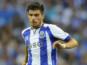 Neves handed start against Maccabi