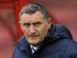 Mowbray 'hugely frustrated' by Norwich draw