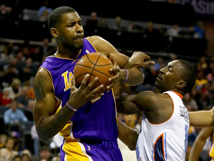 Williams leaves Lakers