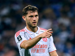 Leeds 'eyeing' move for Lyon midfielder snubbed by Pochettino