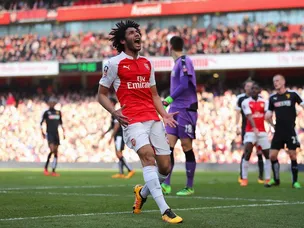 Three changes for Arsenal