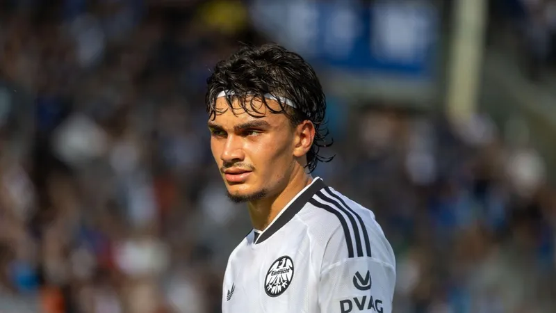 Frankfurt vs Augsburg - prediction, team news, lineups