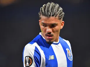 Chelsea 'leading race' for €65m-rated Brazilian winger