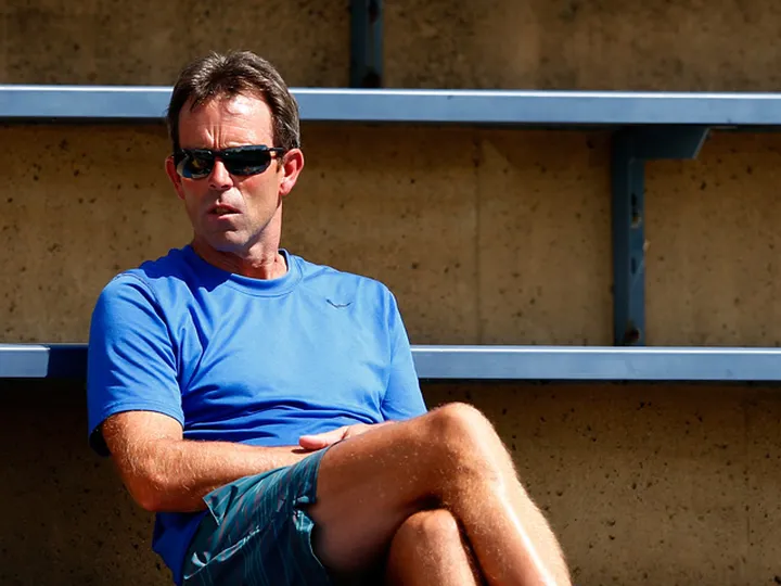Bates: 'GB slight favourites in Davis Cup tie'