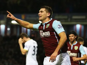 Sean Dyche hails fit-again Sam Vokes