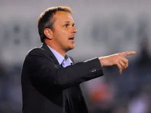 Hamann: 'Merseyside derby too close to call'