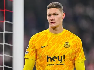 Brighton set to benefit as Ipswich edge towards goalkeeper capture?