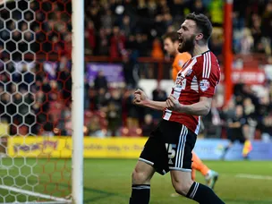 Brentford move into fifth