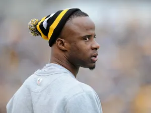 Steelers cornerback Ike Taylor pre-game against San Diego on December 9, 2012