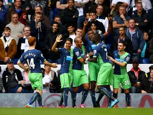 Newcastle win at White Hart Lane