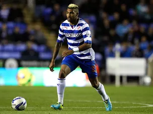 Reading see off Charlton