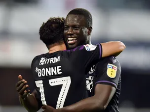 Charlton salvage late draw with Queens Park Rangers