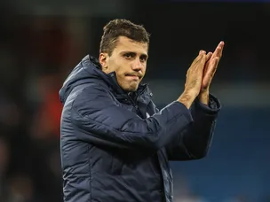 Man City vs. Leeds injury, suspension list, predicted XIs