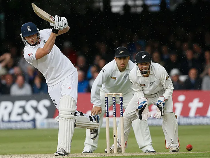 Play abandoned at Lord's
