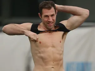 Aussie Rules pair explicit photos leaked