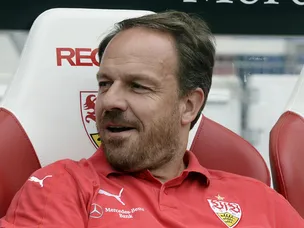 Stuttgart, Bremen share the spoils