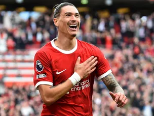 Klopp lauds "incredible" Nunez goal in West Ham triumph