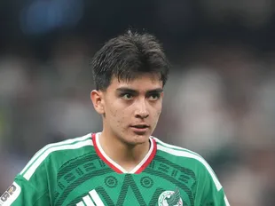 Mexico wonderkid Mora attracts Barcelona and Real Madrid interest