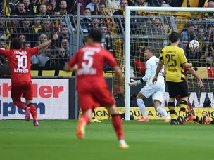 Leverkusen see off Dortmund