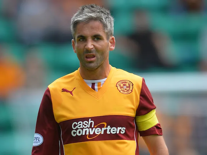 Lasley pens new Motherwell deal