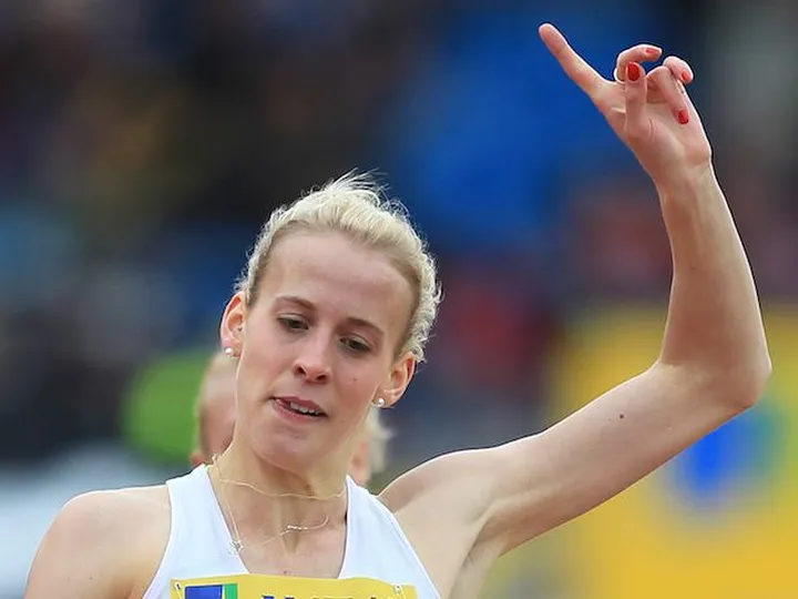 Lynsey Sharp ignoring questions on her selection