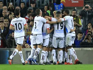 Barca throw away two-goal lead to draw