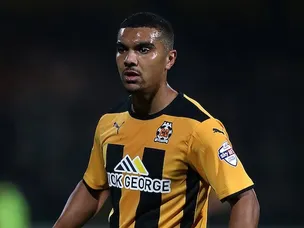 Cambridge, Wimbledon share spoils