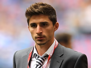 Borini joins Liverpool early