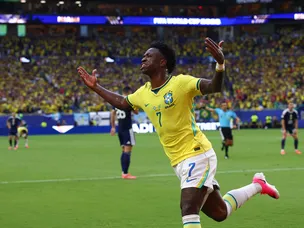 Vinicius Junior show gives Brazil a convincing win against Scotland