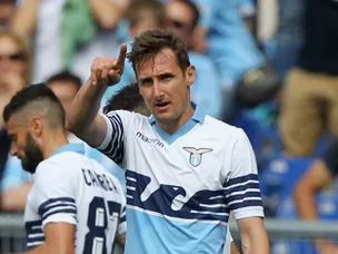 Four changes for Lazio, Leverkusen unchanged