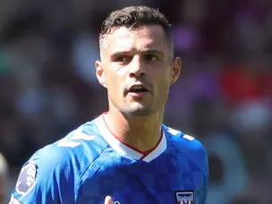 Xhaka among seven new signings to start: Predicted Sunderland lineup vs. West Ham