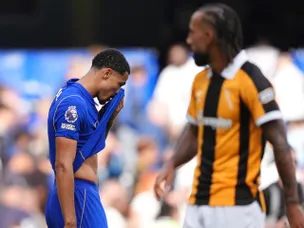 Blues escape at the Bridge! Fearless Hull rue missed chance for famous Chelsea scalp as Liverpool frustrated by Fulham - Saturday's Premier League roundup