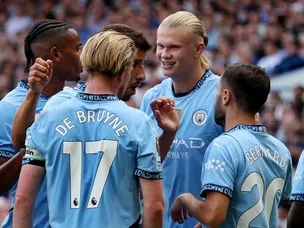 Former flame haunts Chelsea as Man City labour to opening victory