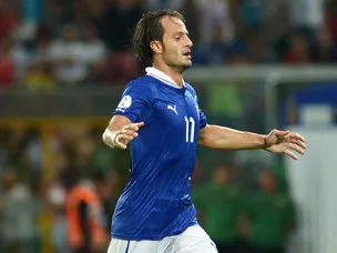 Italy edge past Bulgaria