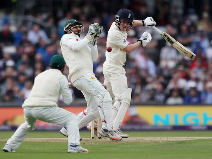 England thrash Pakistan to level series