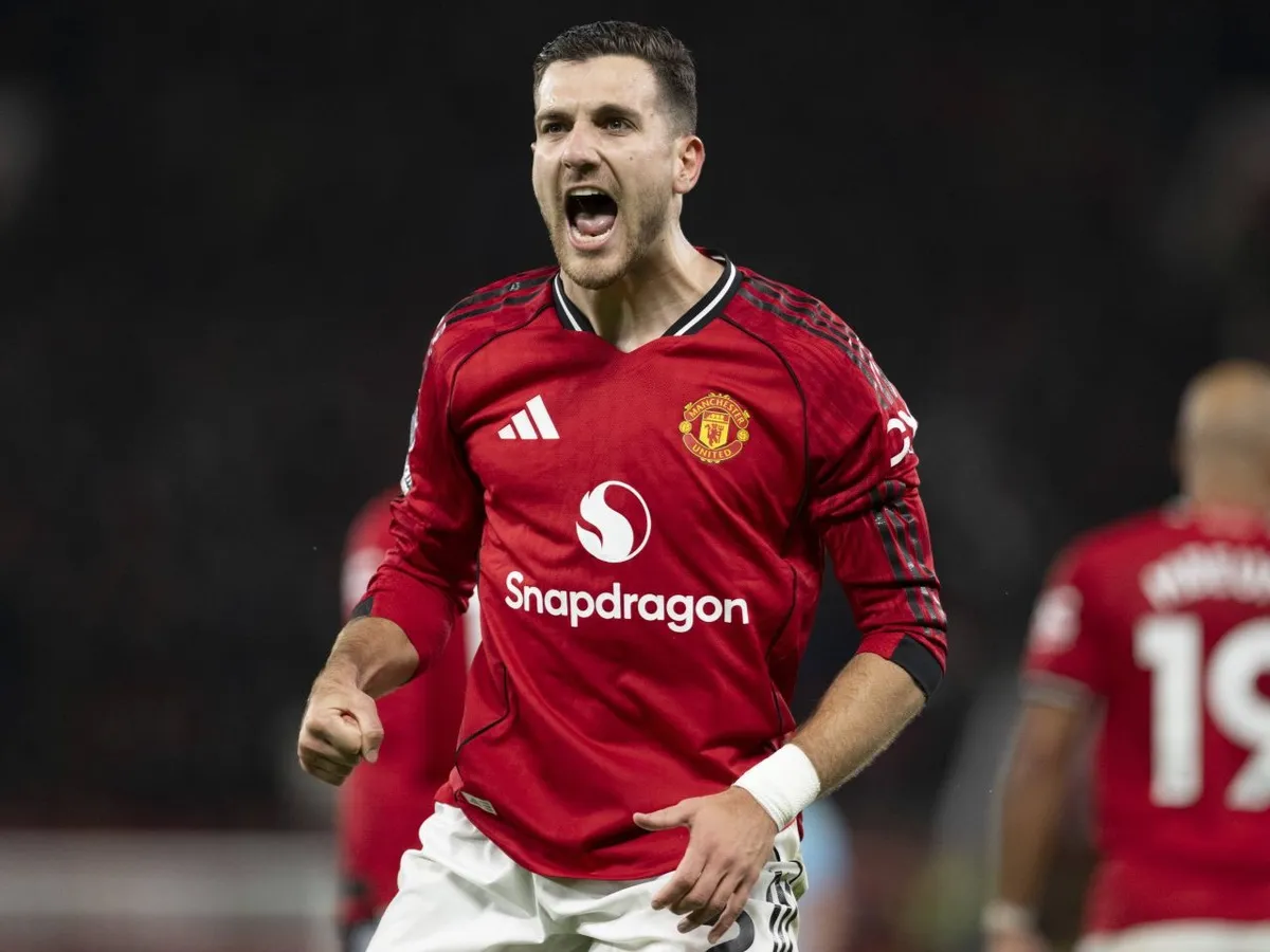 Man Utd transfer news: Red Devils 'determined' to sign £34.6m player with 'official offer' lined up