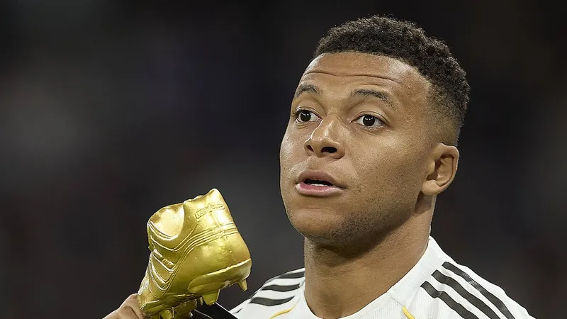 "We'll wait" - Arbeloa delivers Mbappe injury update amid fears over chronic issue