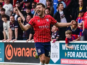 York City vs. Oldham - prediction, team news, lineups