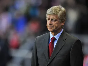 Wenger praises Walcott, Cazorla