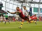 Toulon's Delon Armitage scores a try against Clermont on May 18, 2013