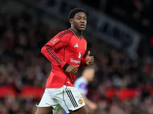 Mainoo stat only positive for Fletcher and United after FA Cup Brighton loss